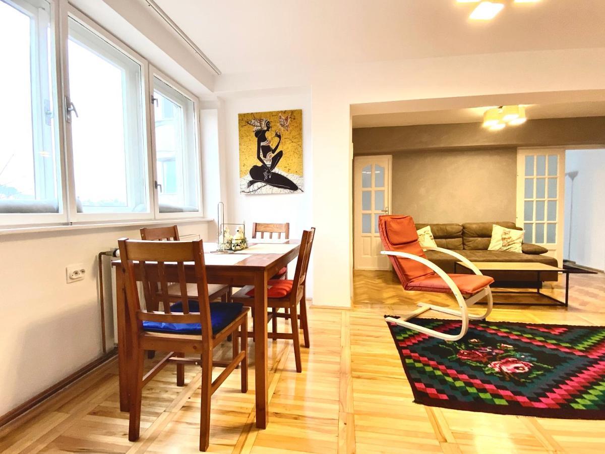 Barlog Apartment Brasov Luaran gambar