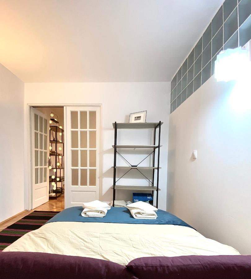 Barlog Apartment Brasov Luaran gambar