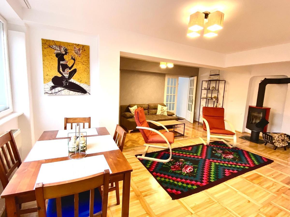Barlog Apartment Brasov Luaran gambar